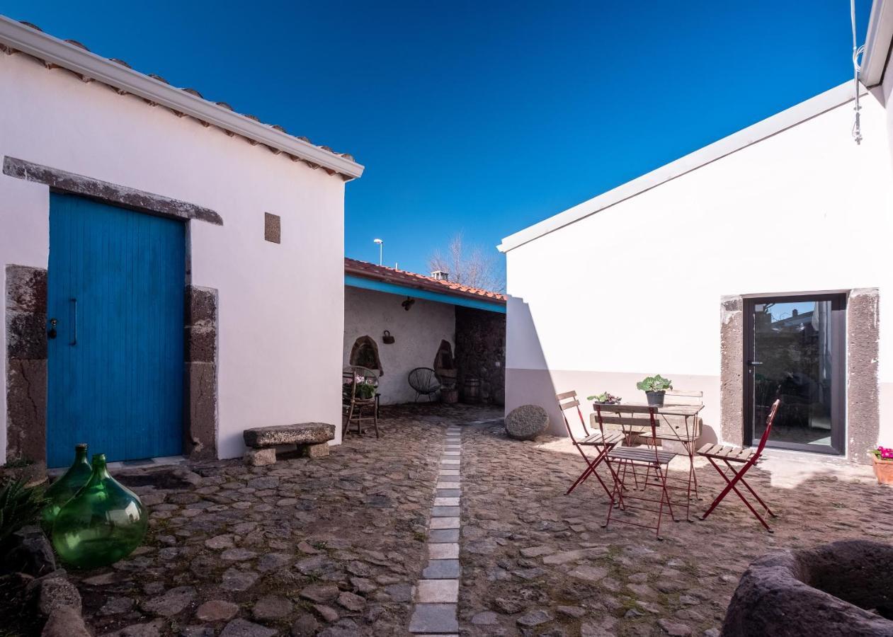 Binzas Betzas Agriturismo Sedilo Exterior foto